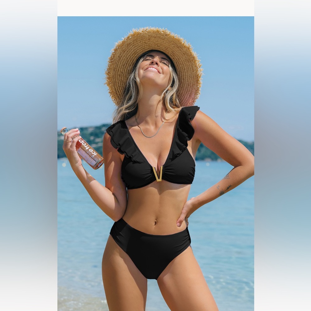 Onyx Coast Bikini NWT - size medium